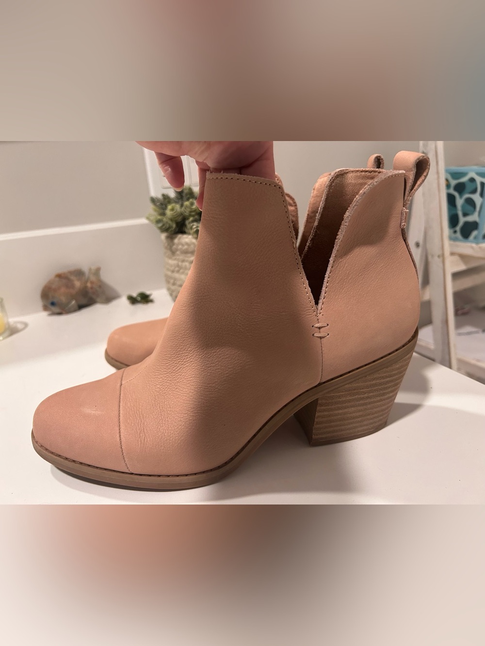 Toms Women's Nude Pink Leather Ankle Booties - Stylish Block Heel
